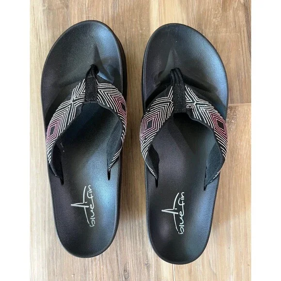 Girls Black Purple Beach Wide Strap Flip Flops by Blue Fin sz 6 Teen/Big Kid - Picture 1 of 3